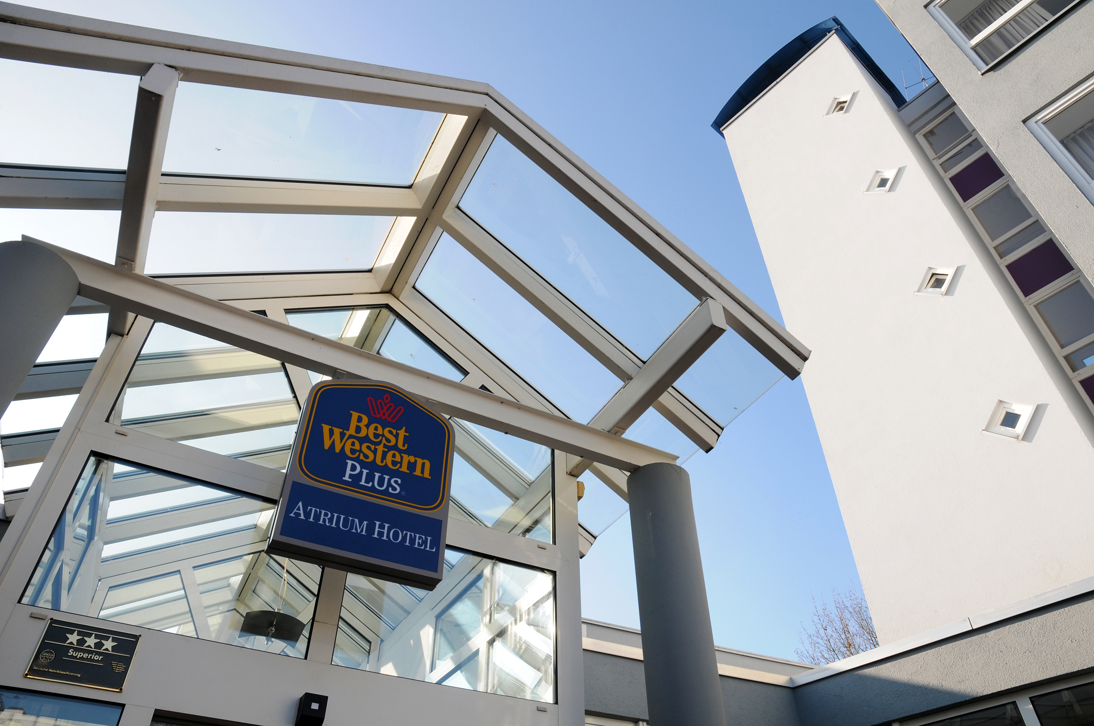 Eingang des Best Western Atrium Ulm.