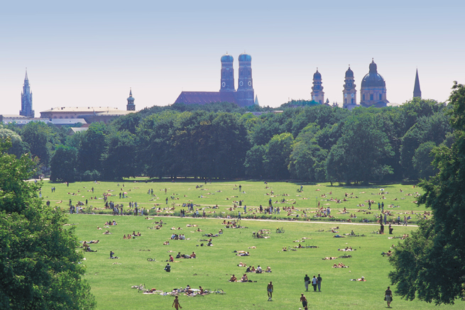 Der Englische Garten in München.
