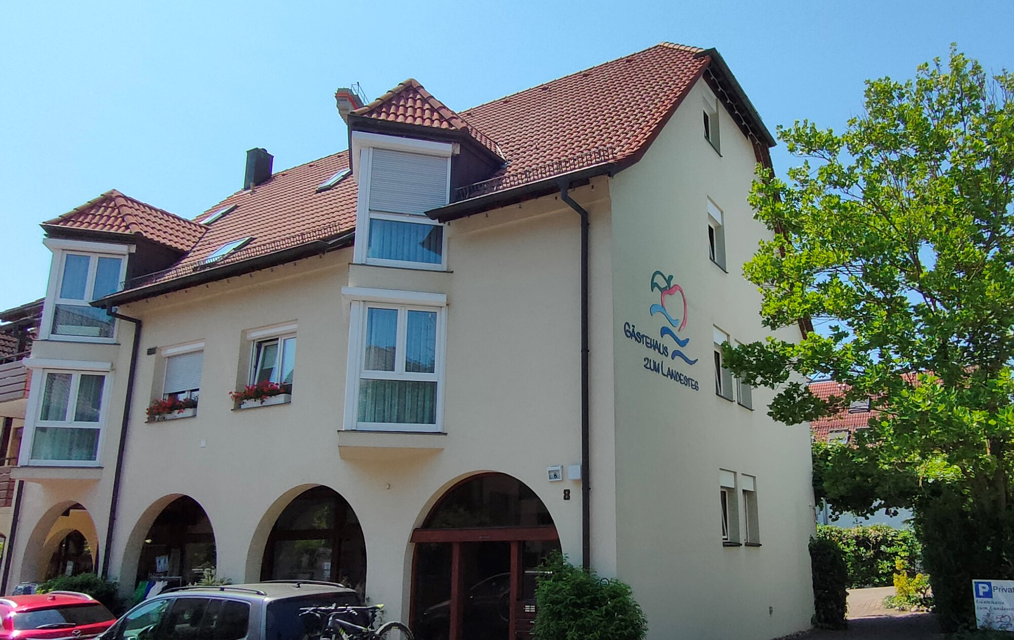 Gästehaus zum Landesteg, Immenstaad am Bodensee.
