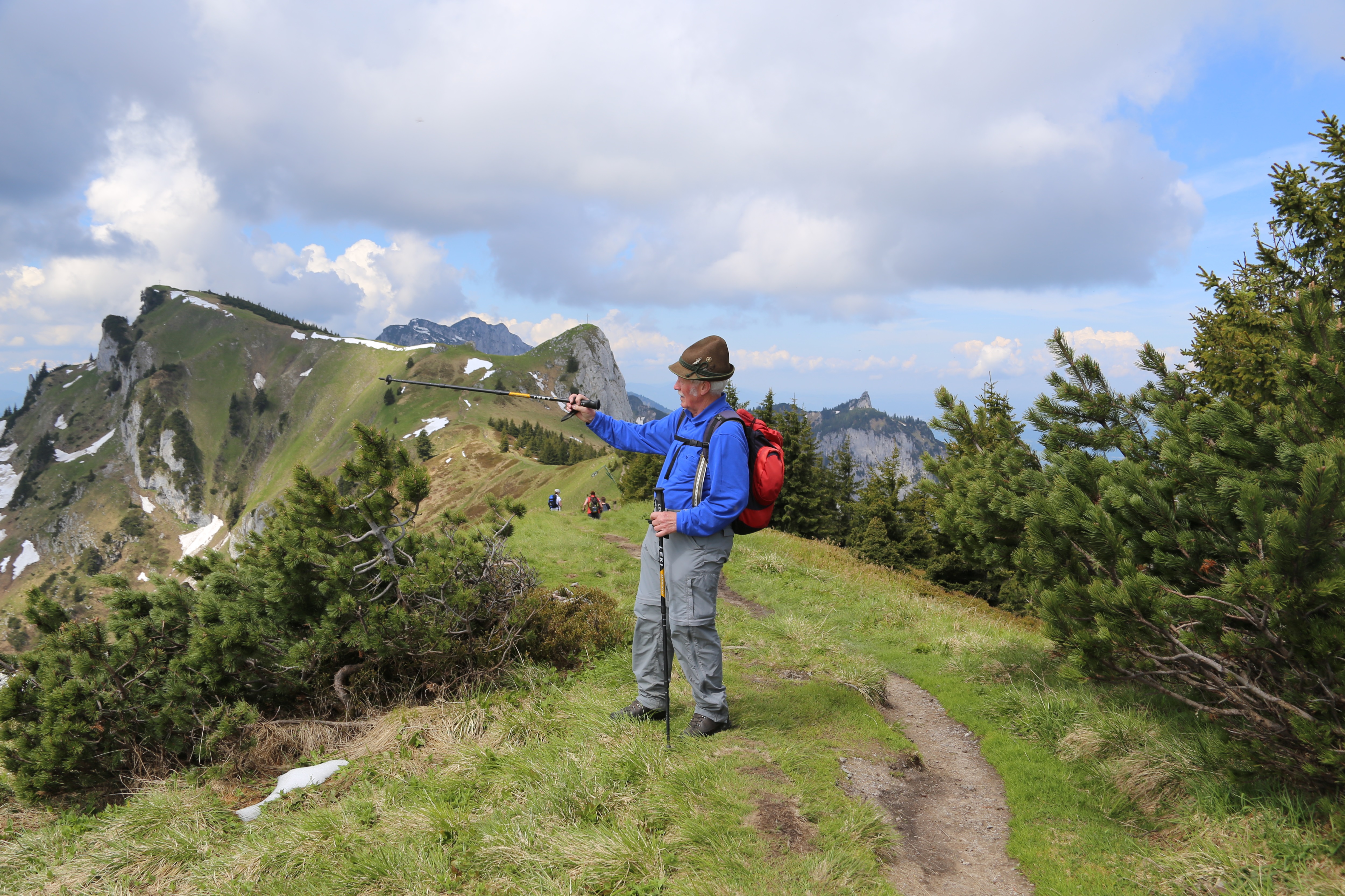 Bei geführten Gratis-Touren die Lenggrieser Bergwelt entdecken.
