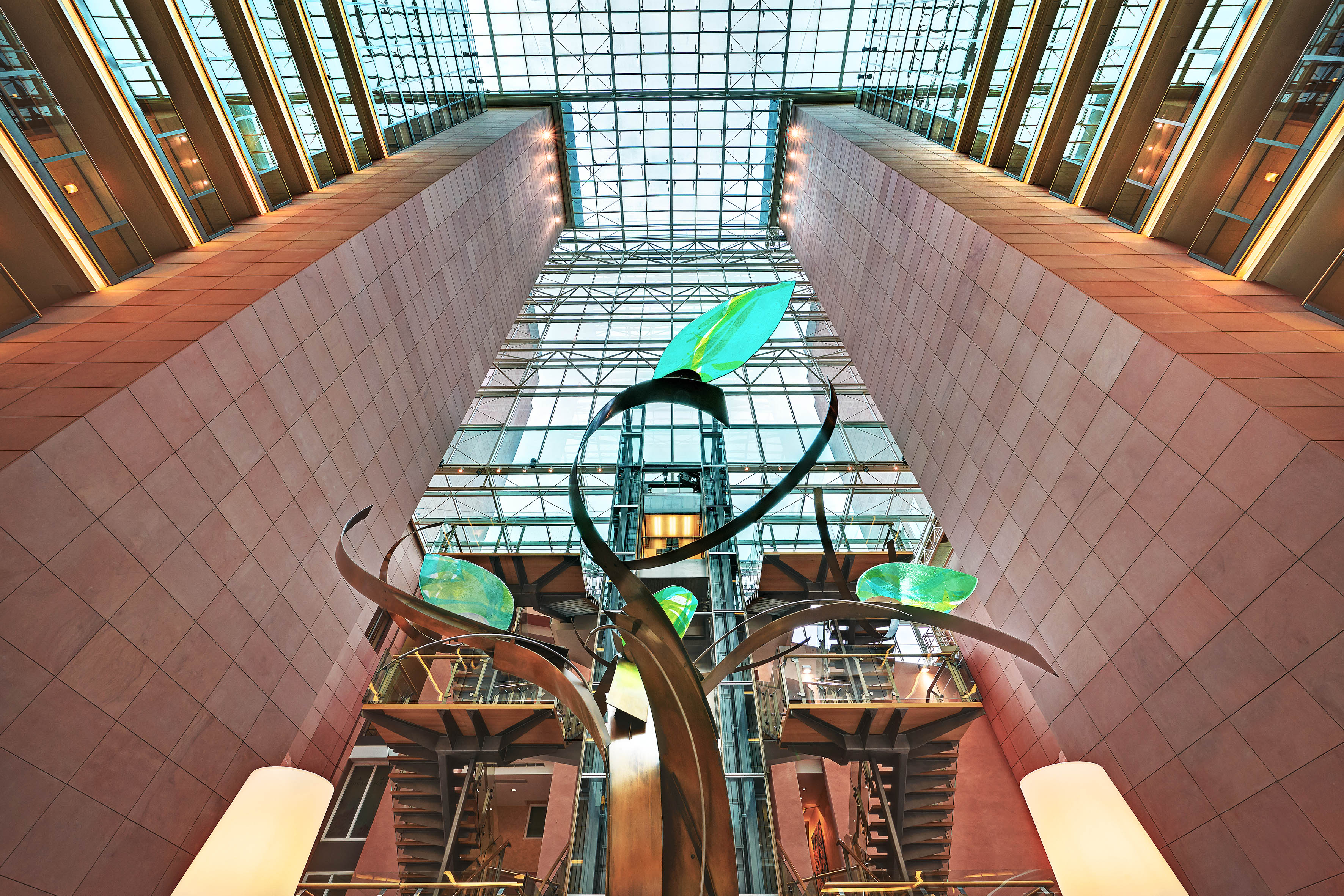Lobby vom Hotel Hilton, Frankfurt am Main.
