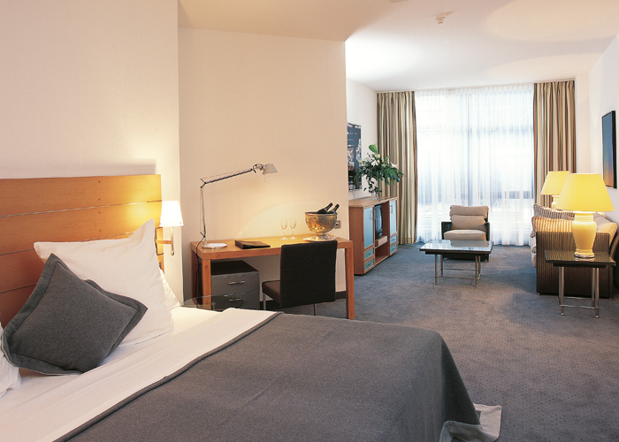 Juniorsuite im Dorint Hotel Pallas Wiesbaden.