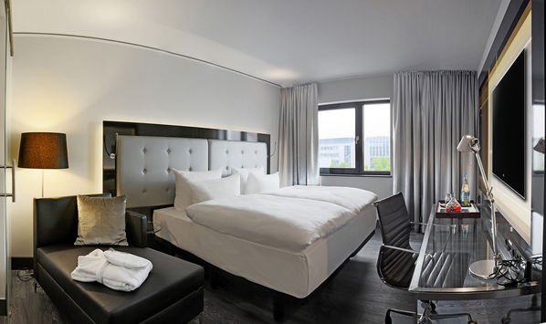 Zimmer im INNSIDE by Meliá Wolfsburg.
