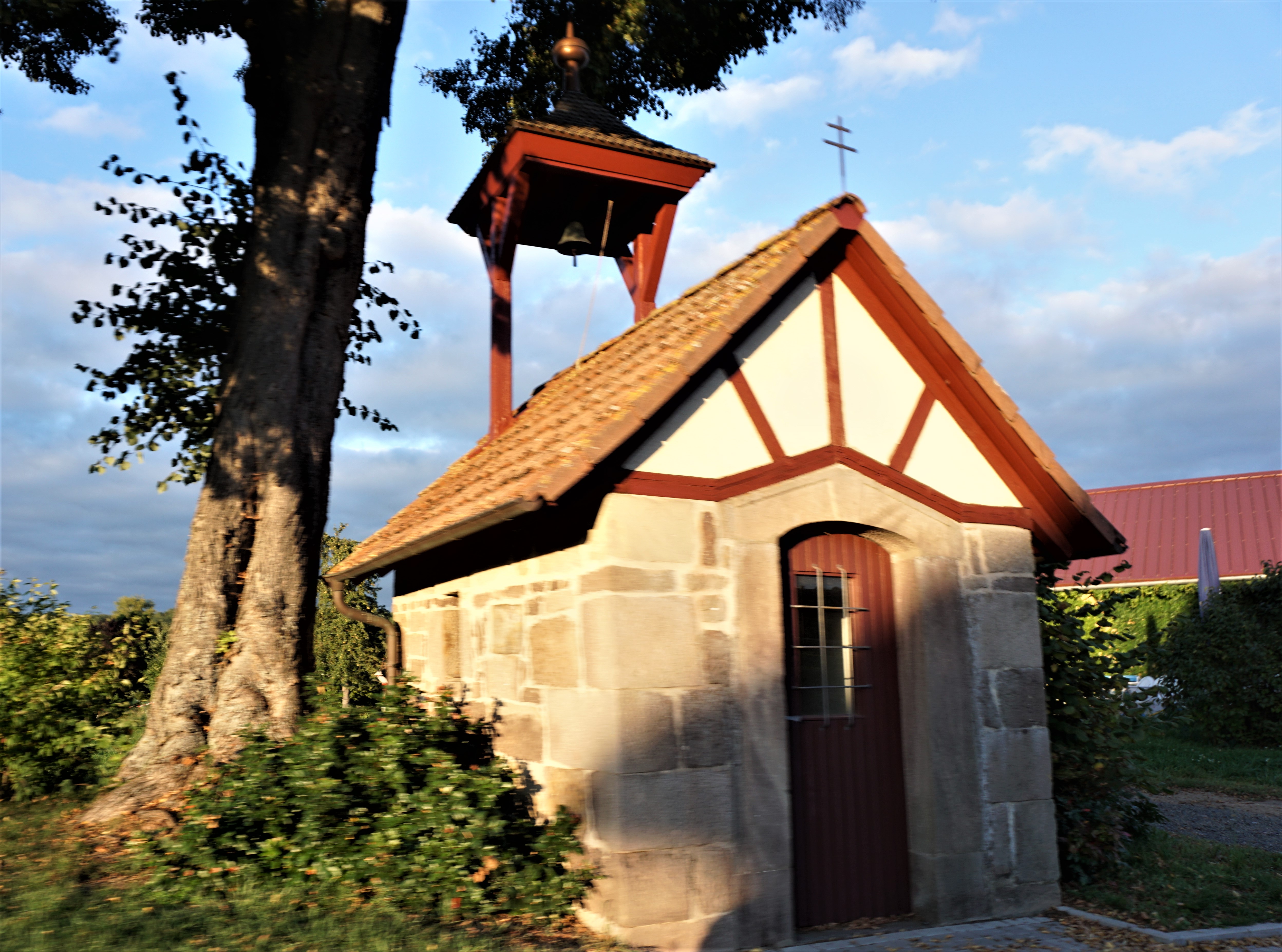 Kapelle, Künzell - OT Dirlos.
