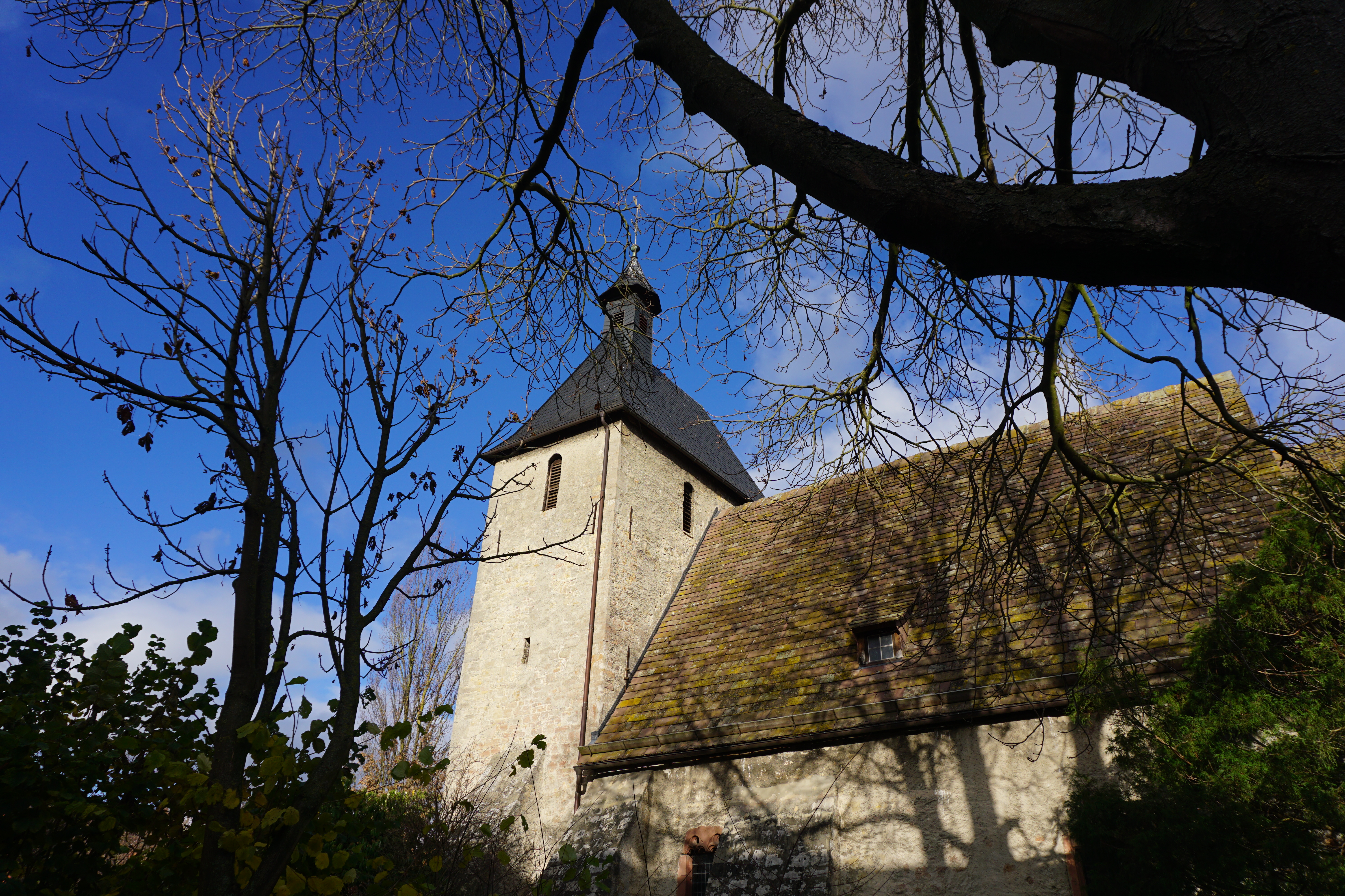 Pfarrkirche St. Andreas in  Wettesingen, Breuna.