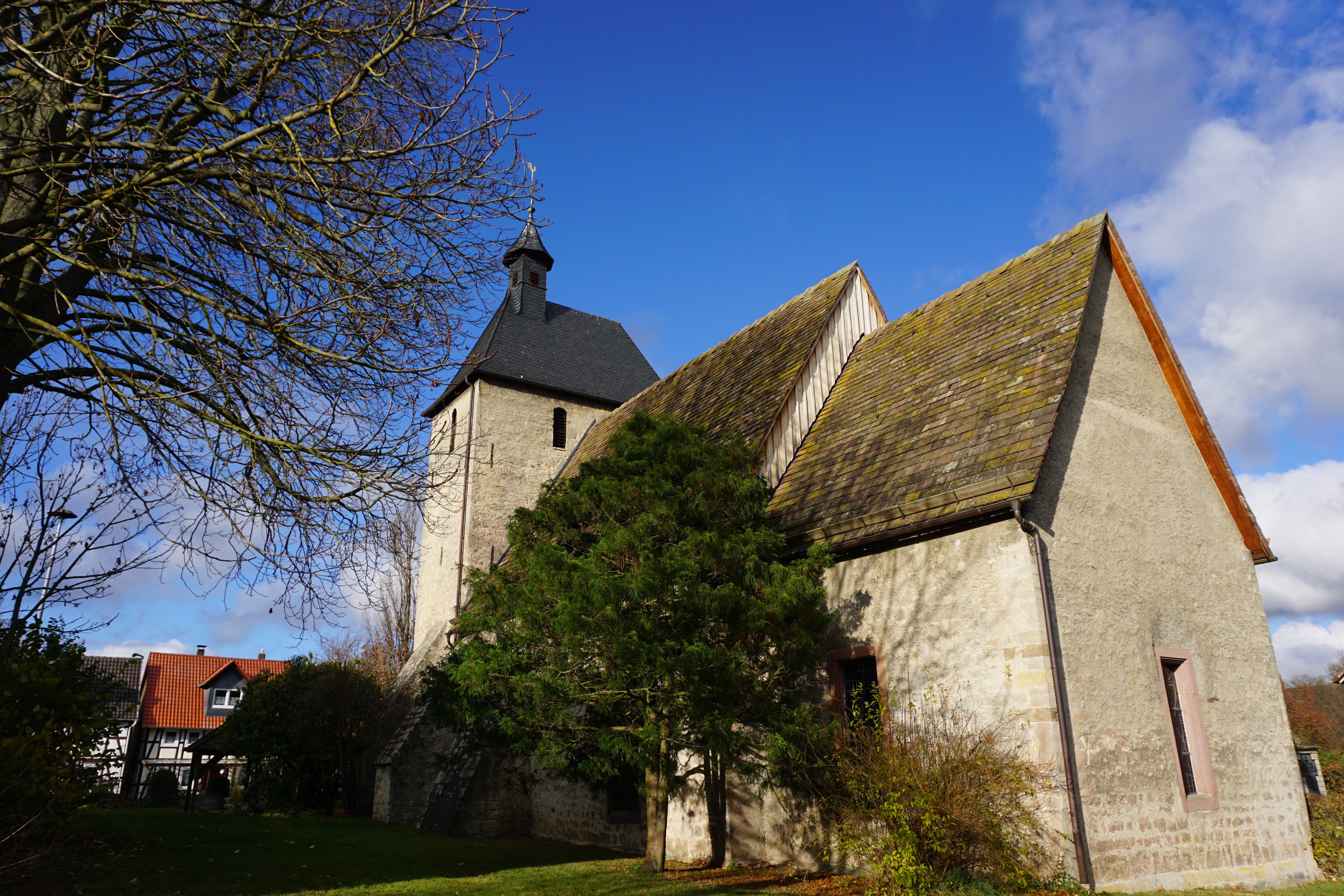 Pfarrkirche St. Andreas in  Wettesingen, Breuna.