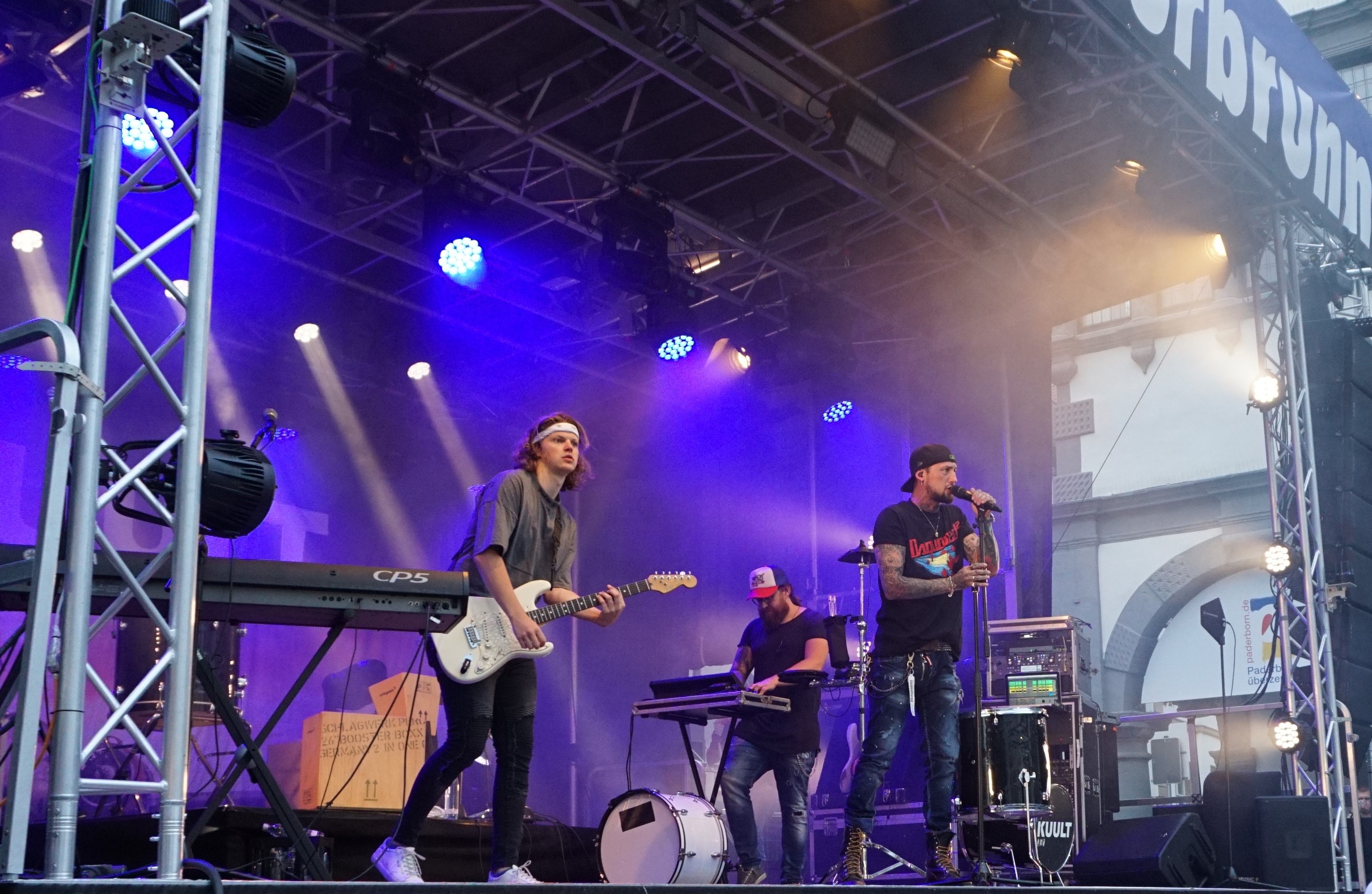 Die Band Kuult mit einem Live-Auftritt bei Libori 2022, Paderborn.
