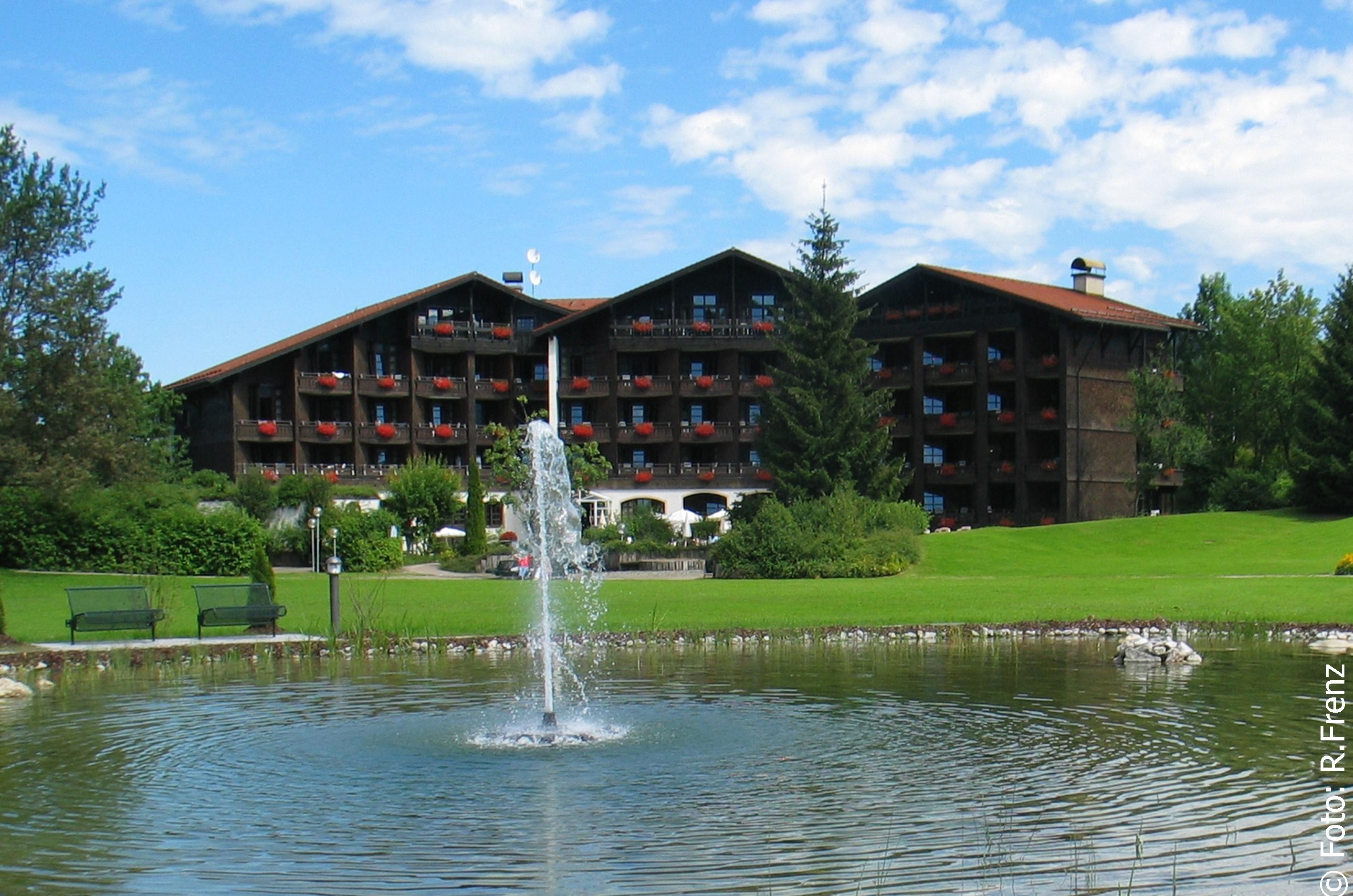 Lindner Parkhotel & Spa Oberstaufen in der Aussenansicht.
