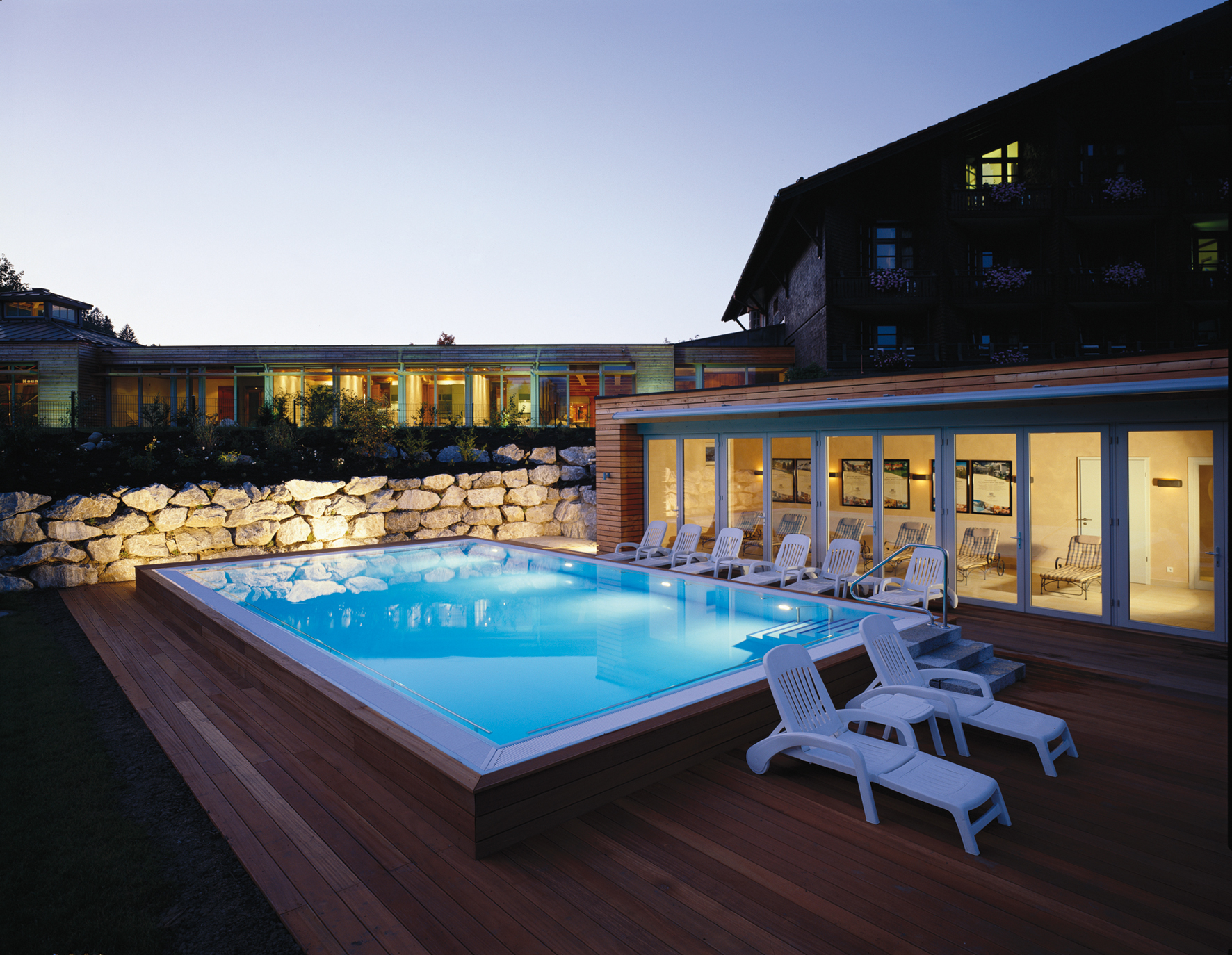 Aussenpool des Lindner Parkhotel & Spa Oberstaufen.