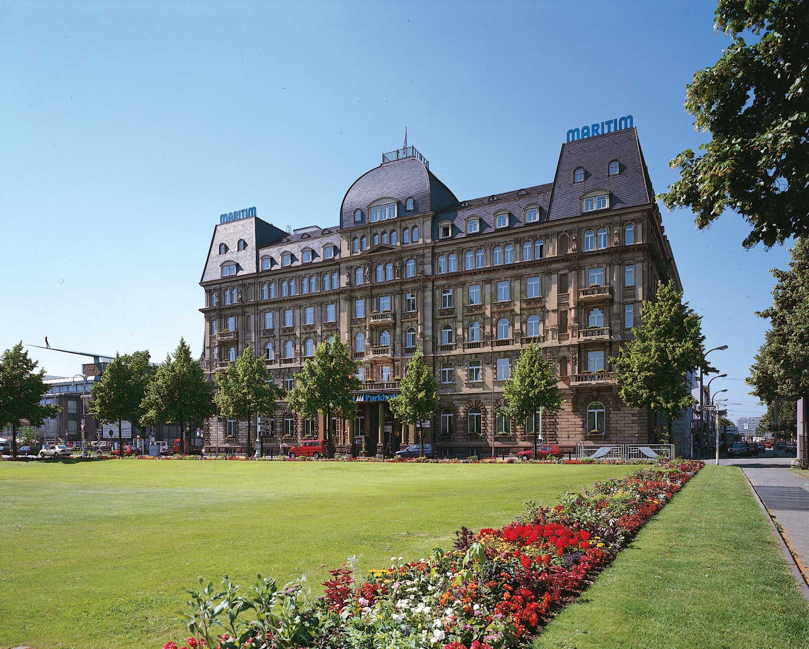 Das im Renaissance-Stil erbaute Maritim Parkhotel verfügt über 173 Zimmer.
