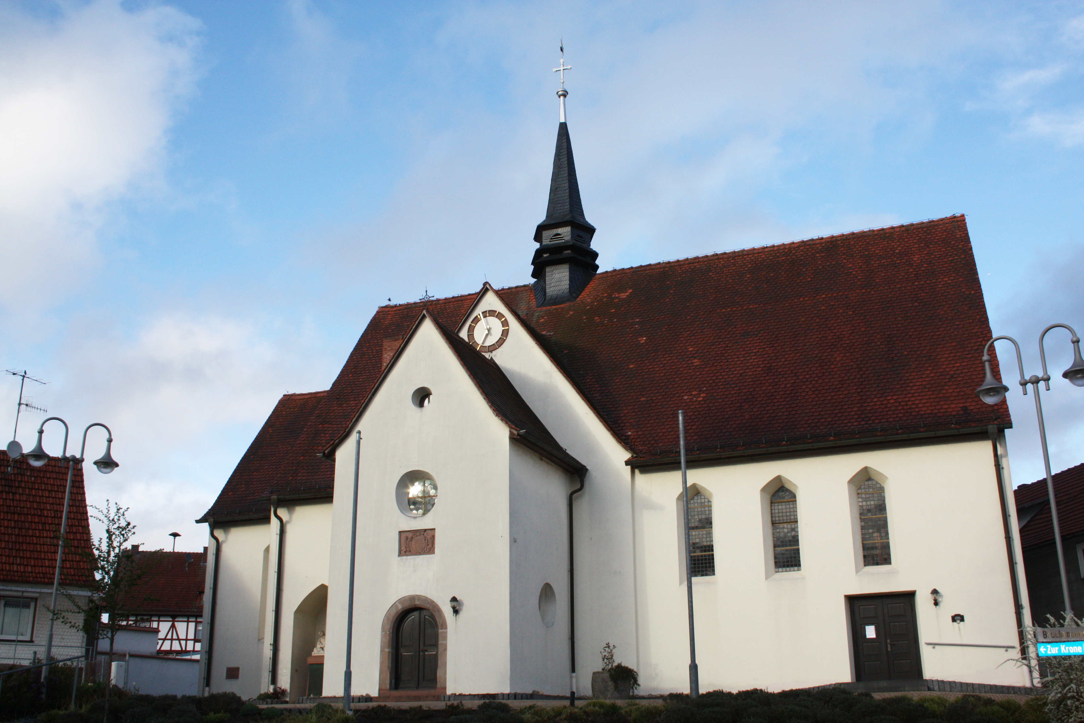 Kirche Mernes.
