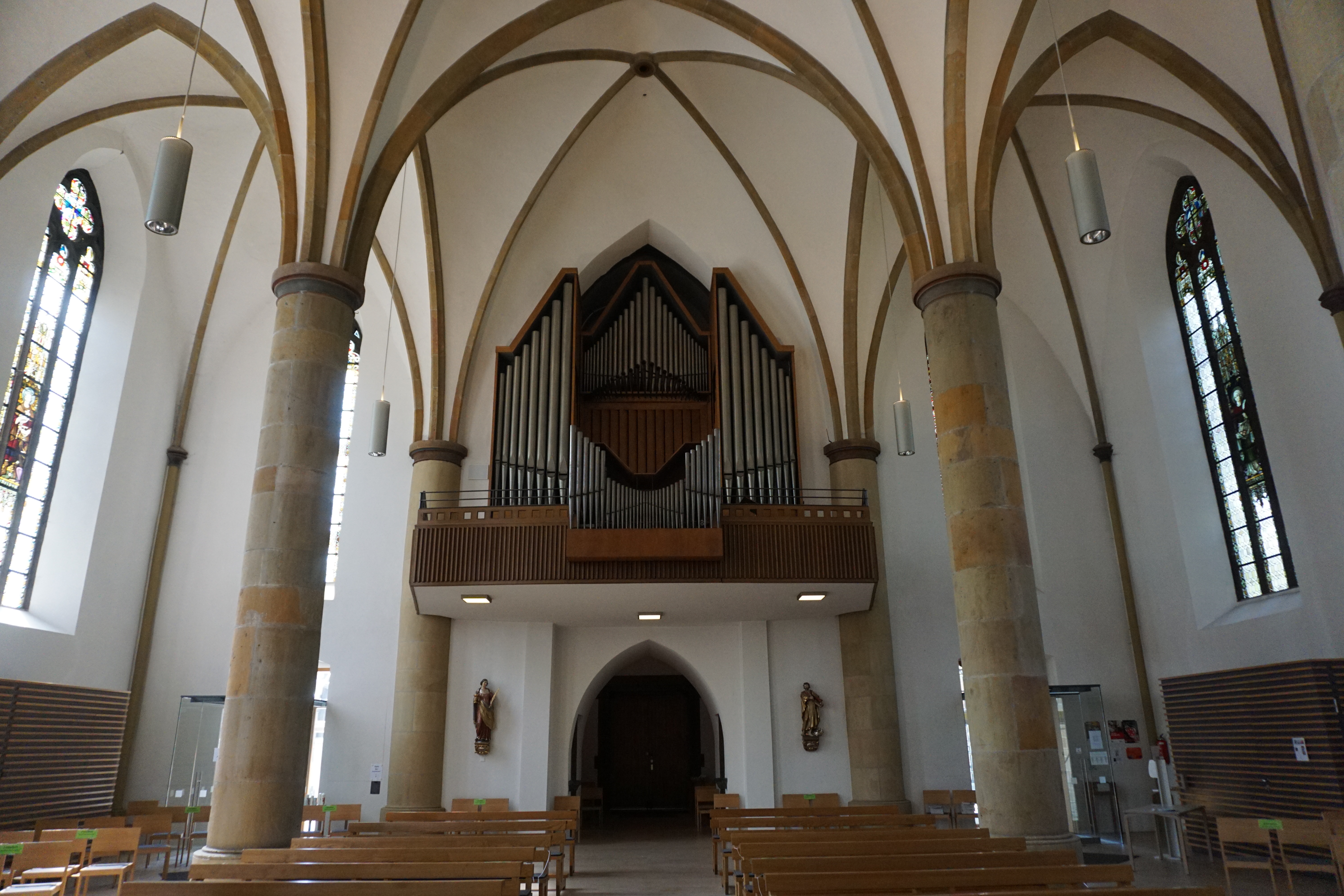 Orgel der Kirche St. Lucia, Harsewinkel.
