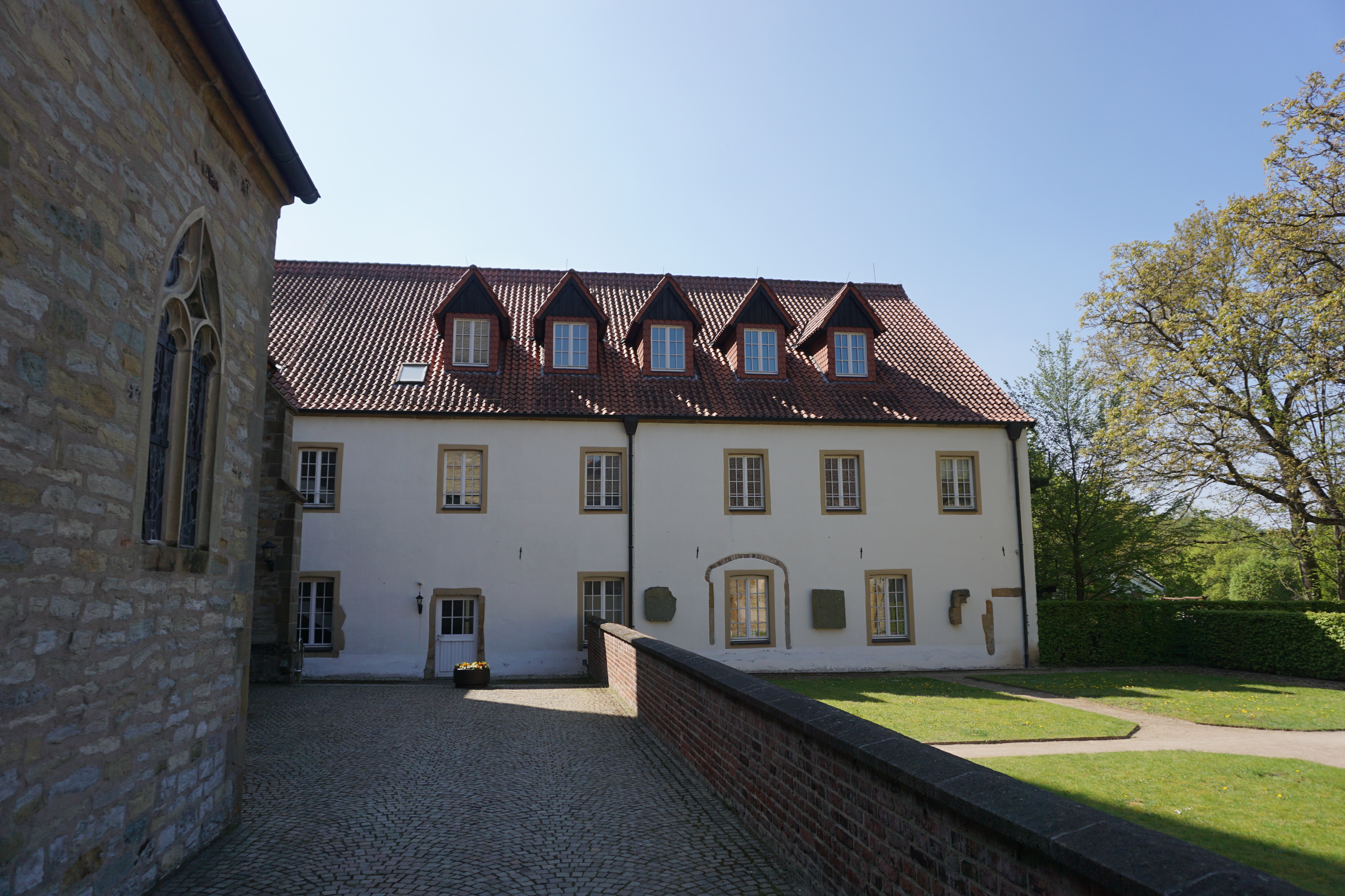 Pfarrzentrum der ehemaligen Klosteranlage Herzebrock, Herzebrock-Clarholz.
