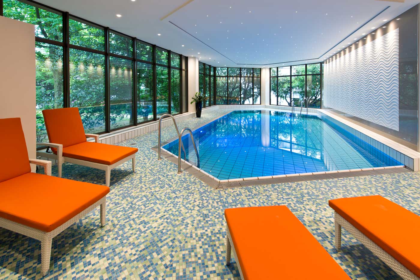 Pool vom Maritim Hotel, Bad Homburg.
