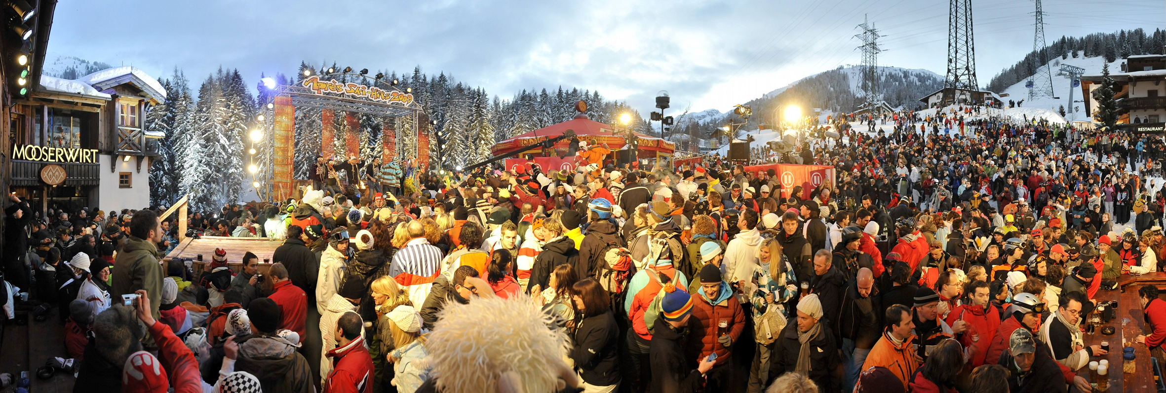 Die RTL2 Après-Ski-Hits beim Mooserwirt in St. Anton am Arlberg sind jedes Jahr ein Publikumsmagnet.