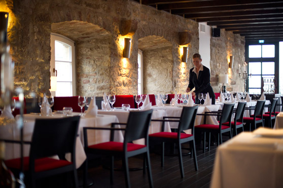 Restaurant im Hotel Schloss Waldeck.

