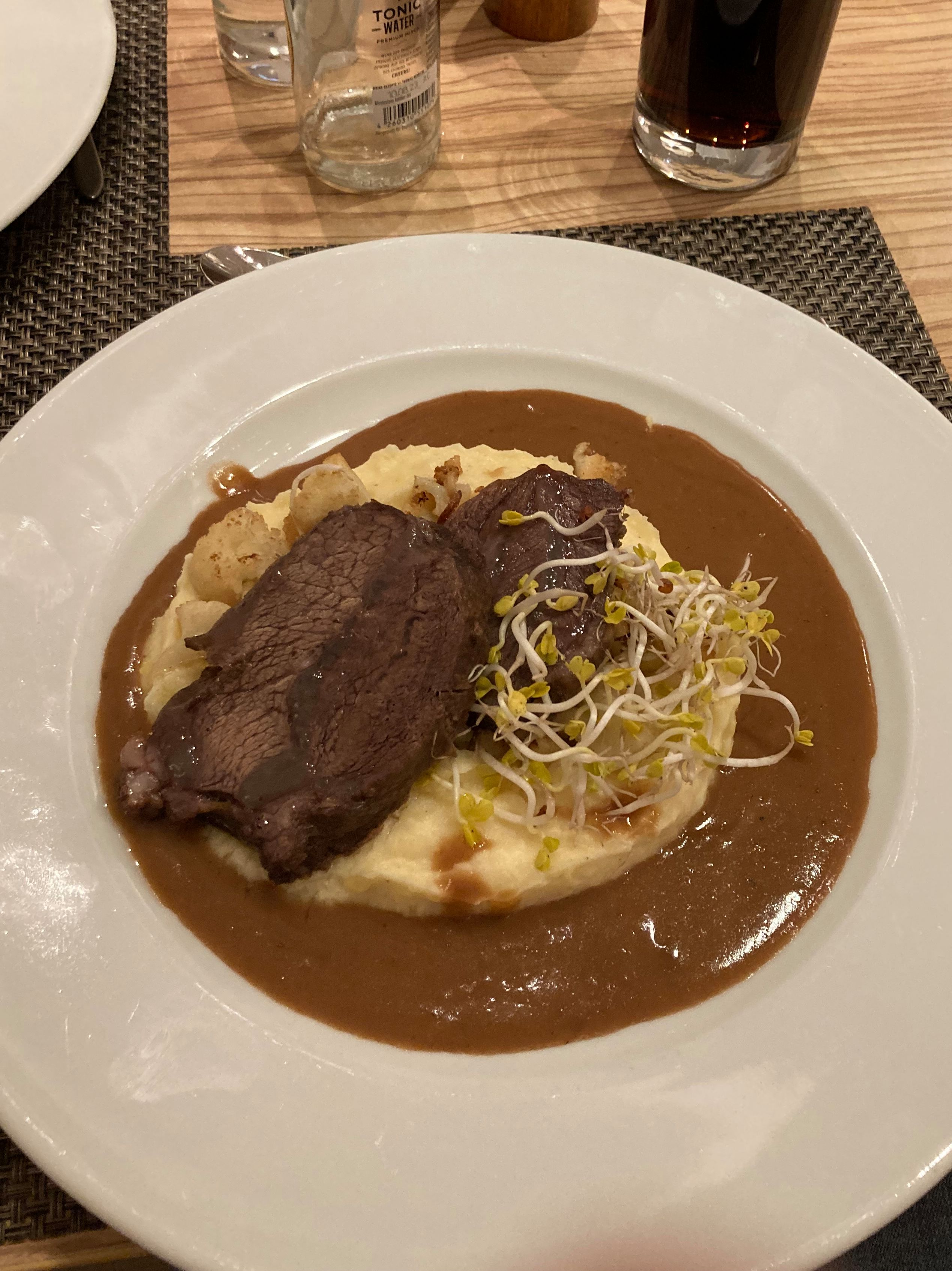 Abendessen im Restaurant Entenblick Waldschlößchen, Varel.
