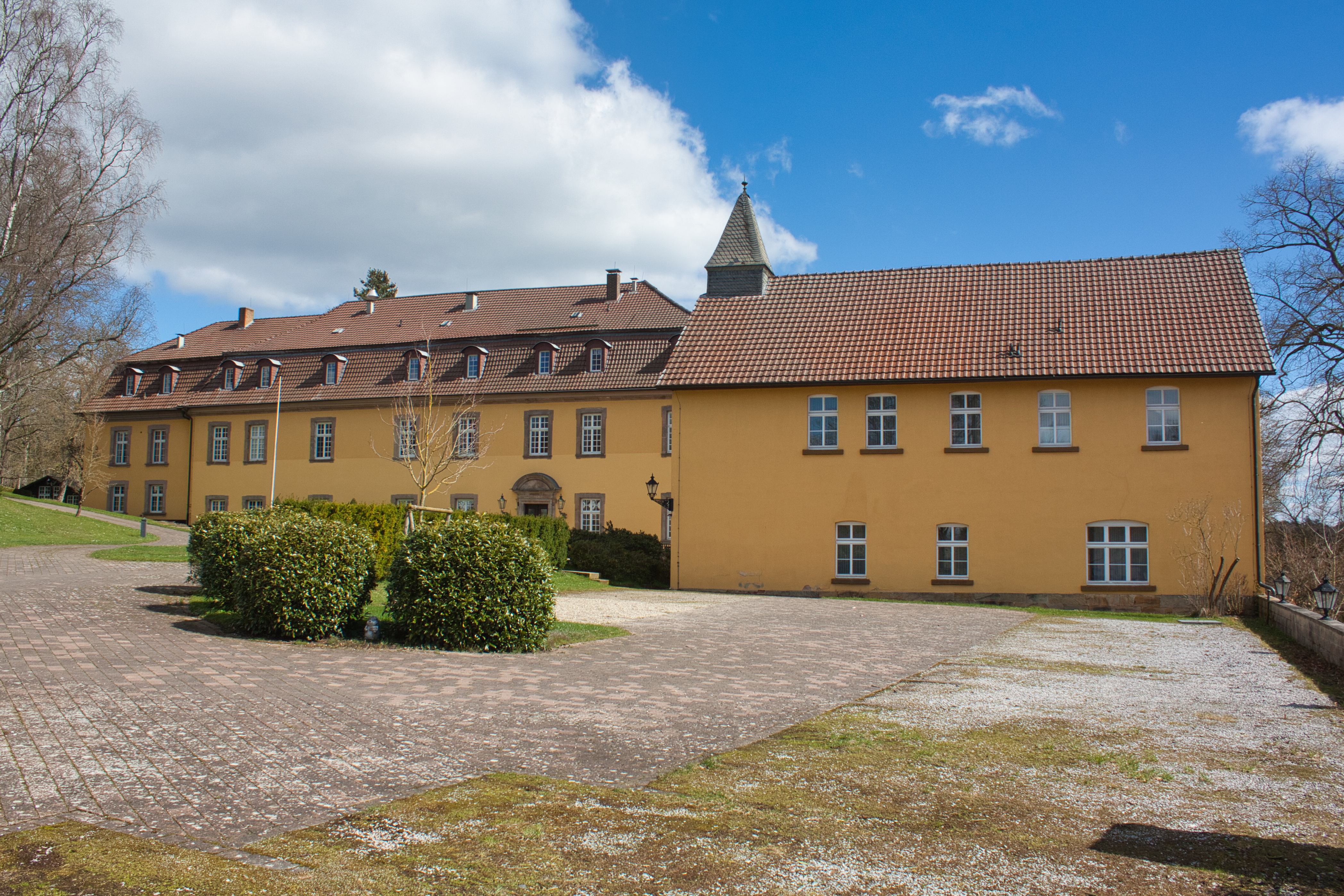 Hotel Schloss Höhnscheid mit dem Haus Eulenburg in Bad Arolsen.
