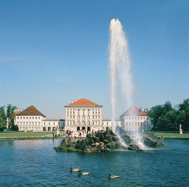 Schloss und Park Nymphenburg in München.

