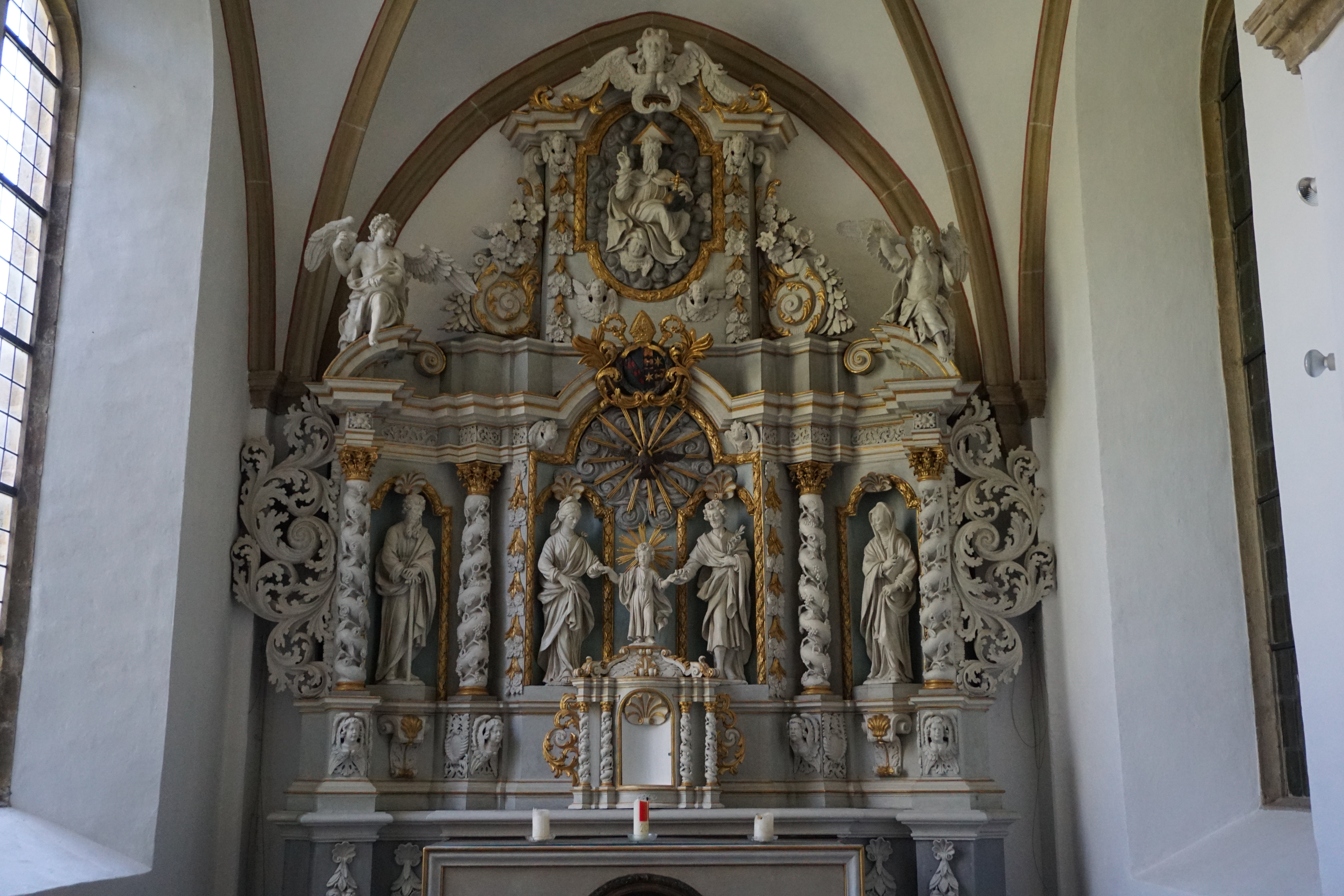 Altar hl. Familie in der Abteikirche Marienfeld, Harsewinkel.
