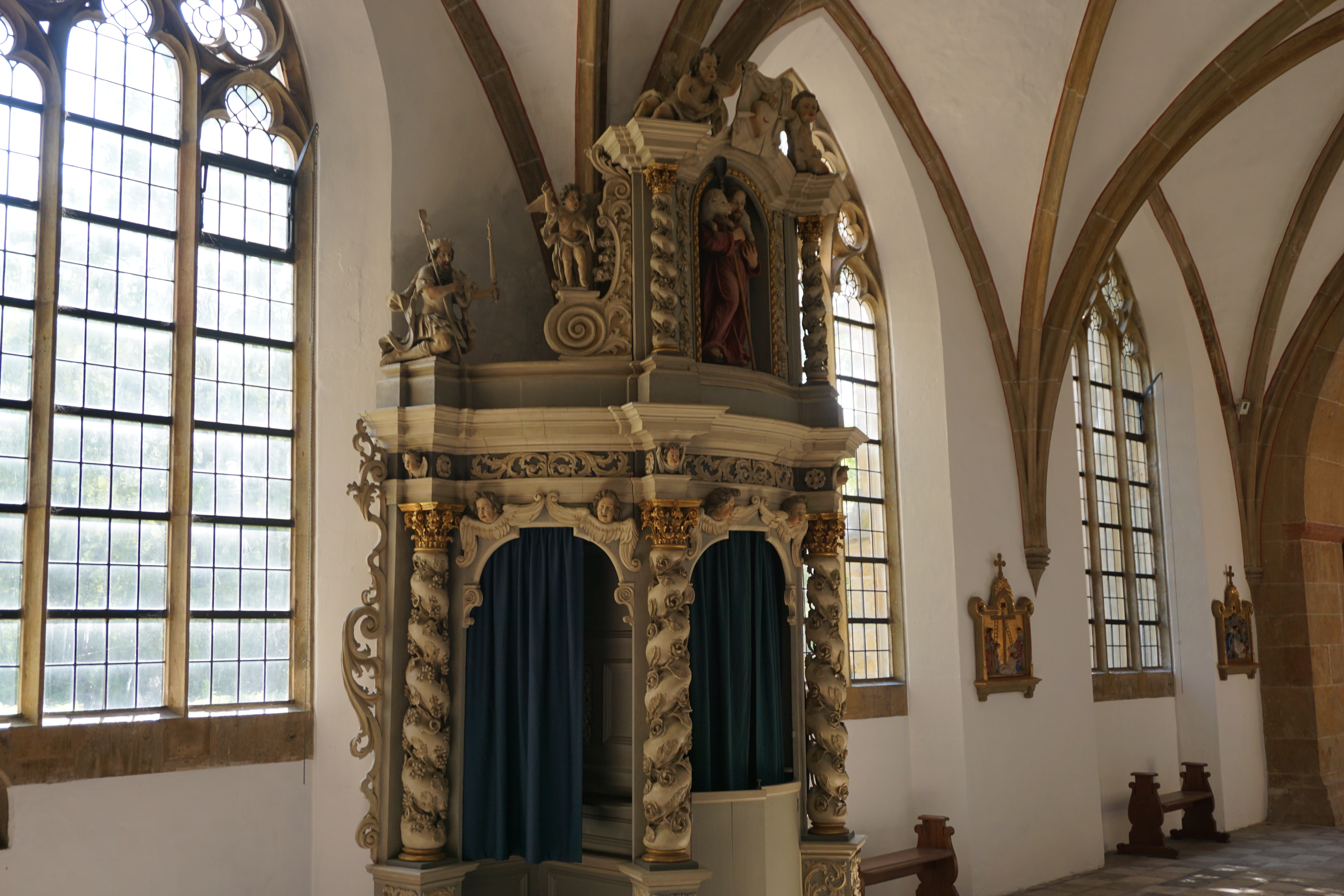 Seitenkanzel der Abteikirche Marienfeld, Harsewinkel.
