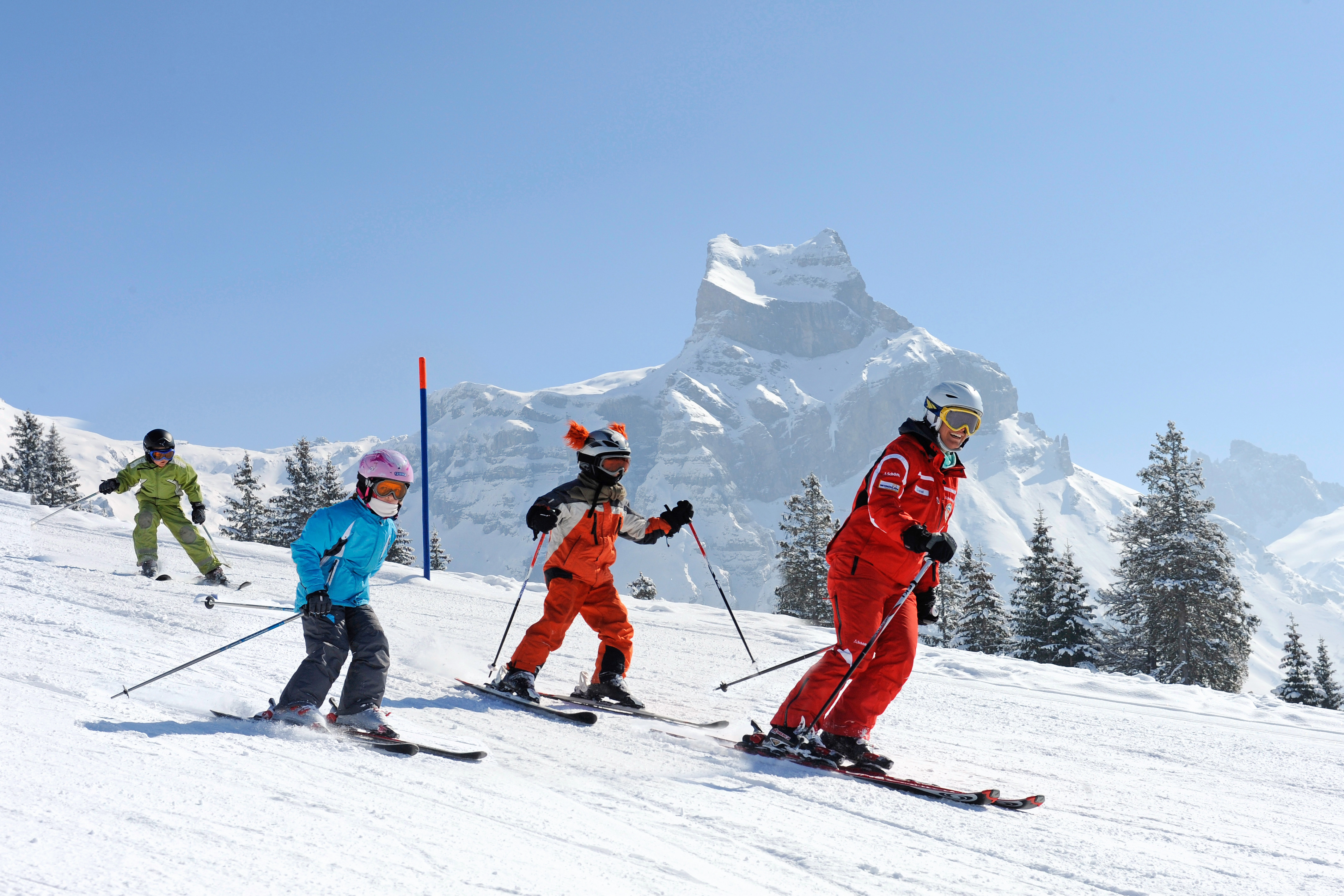 Pistenmäuse unterwegs am Brunni - ein ausgewiesenes Skigebiet für Groß und Klein.
