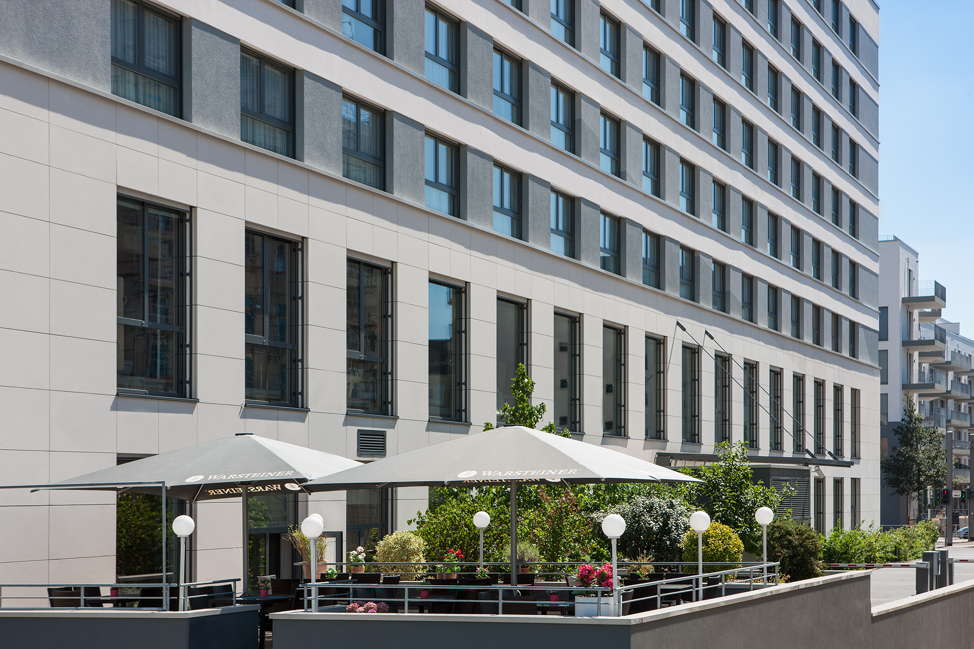 Terrasse Welcome Hotel, Frankfurt am Main.
