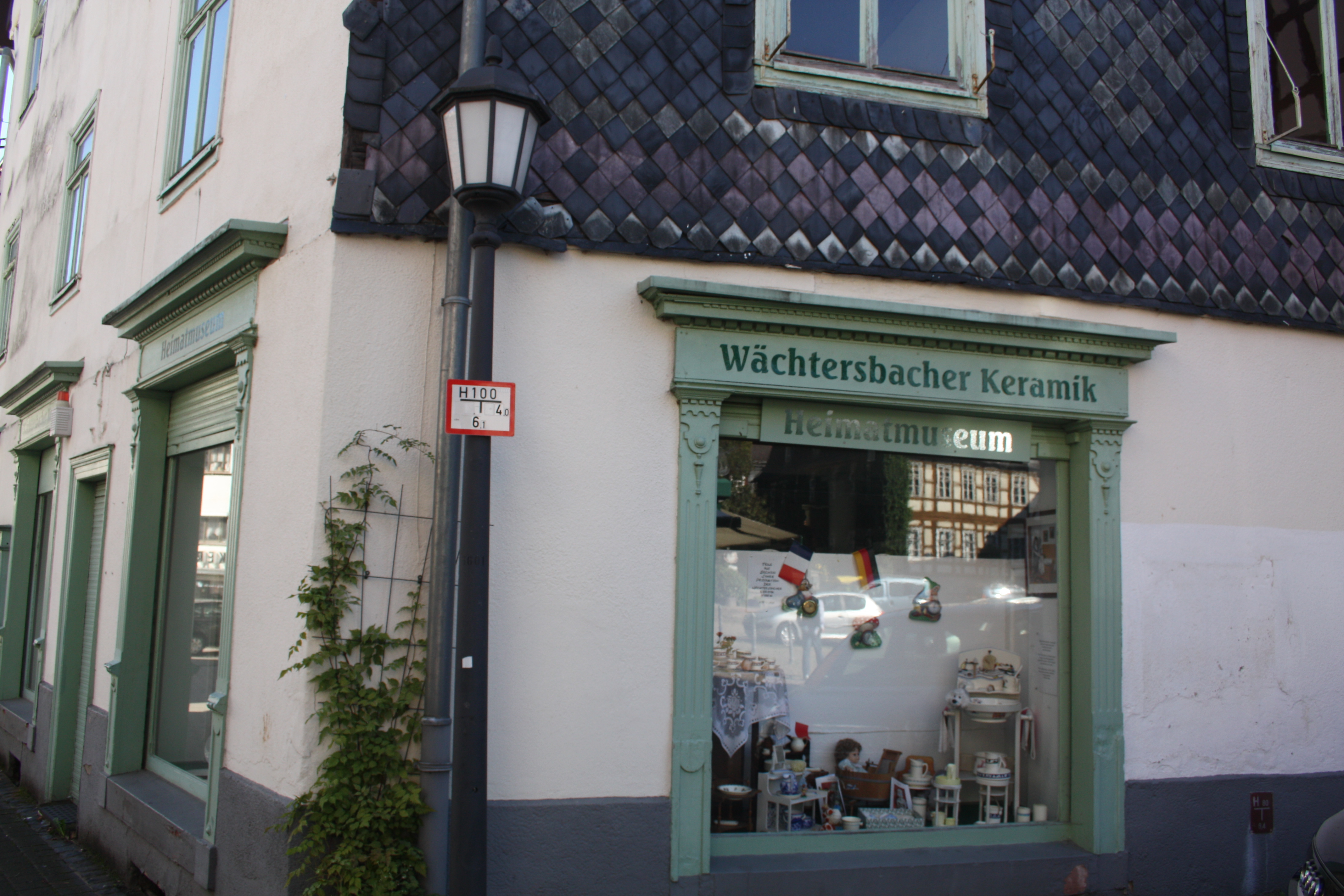 Das Heimatmuseum von Wächtersbach u.a. mit der Wächtersbacher Keramik.
