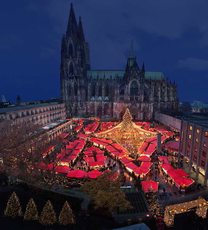 Der beliebte Weihnachtsmarkt am Kölner Dom.

