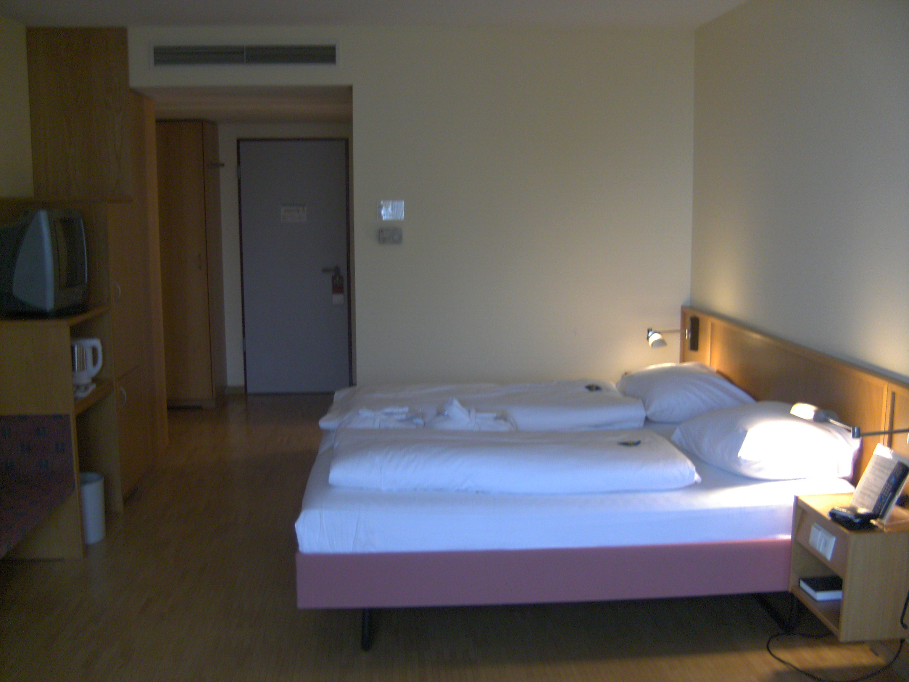 Zimmer im Mövenpick Hotel Oberursel.
