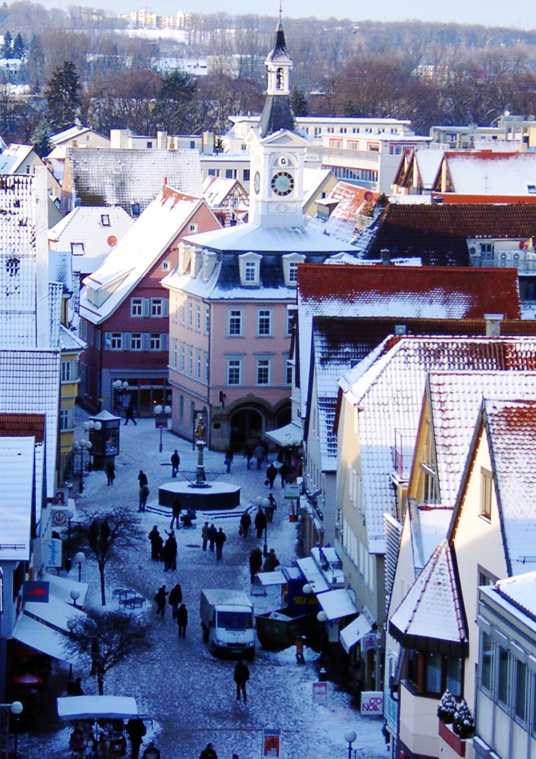 Der Aalener Marktplatz im Winter
