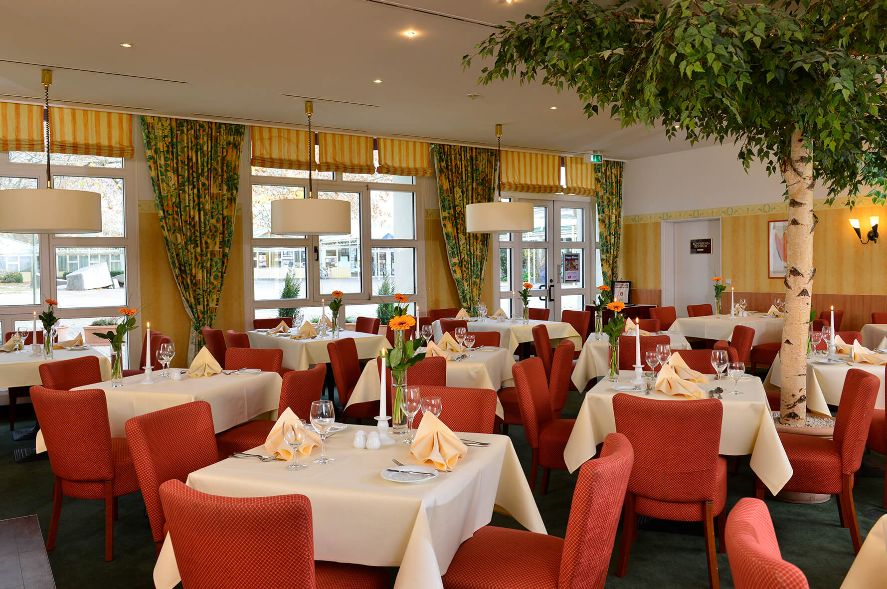 Restaurant im AMBER HOTEL, Leonberg.
