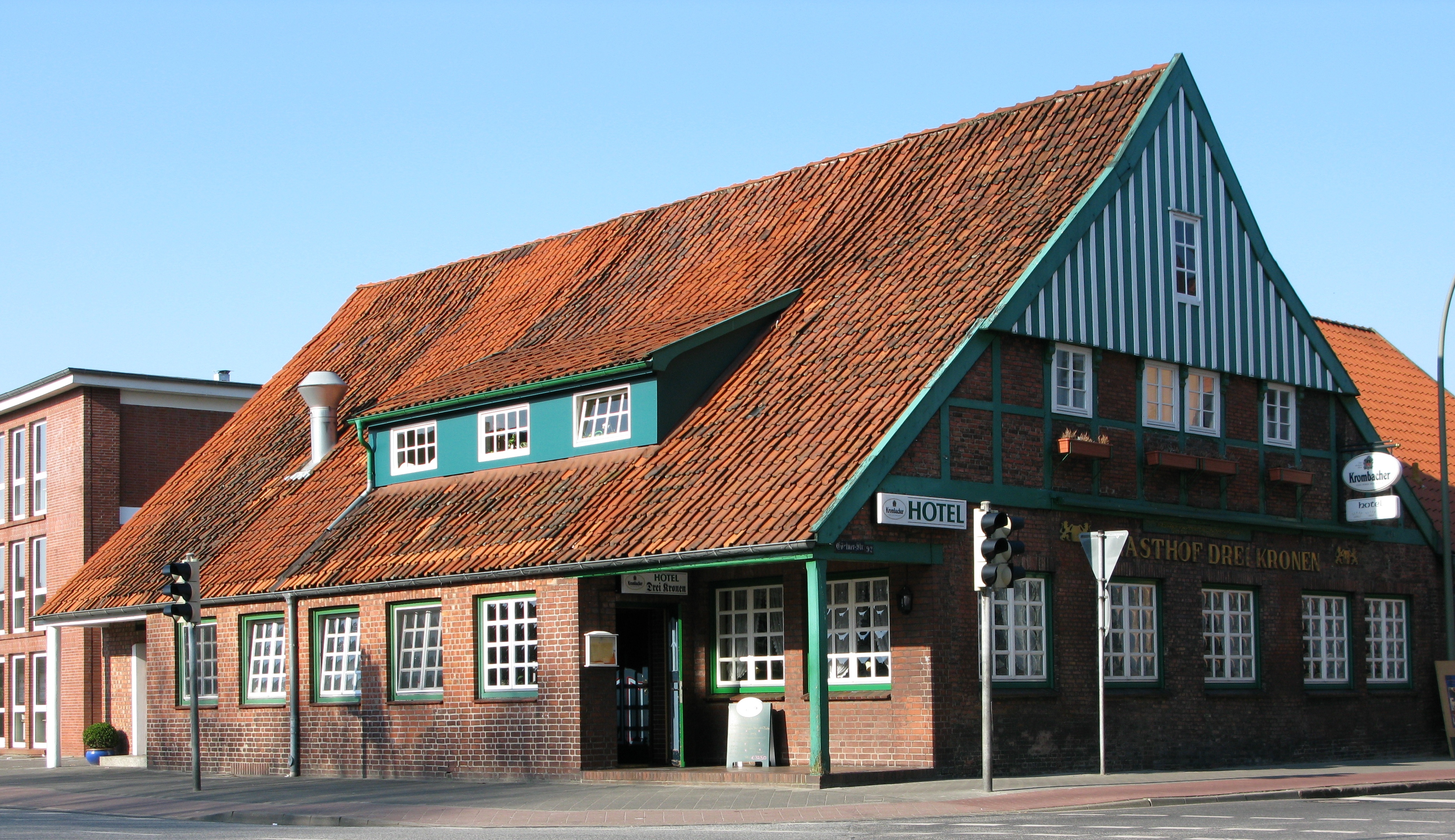 Aussenansicht des Hotel Drei Kronen in Elmshorn.
