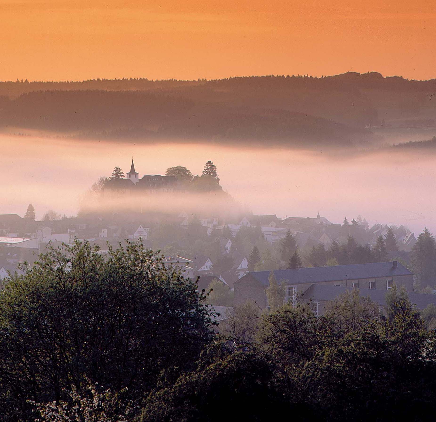 Landschaft um den Landgasthof Michels, Schalkenmehren.
