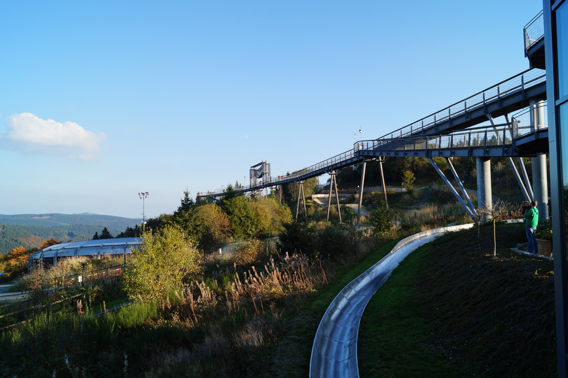 Panoramabrücke und Sommer-Rodelbahn Winterberg.
