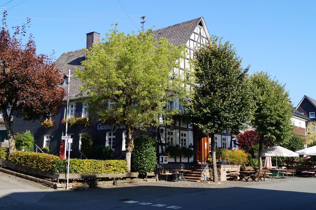 Pension Zu den Linden, Kirchundem - OT Oberhundem.
