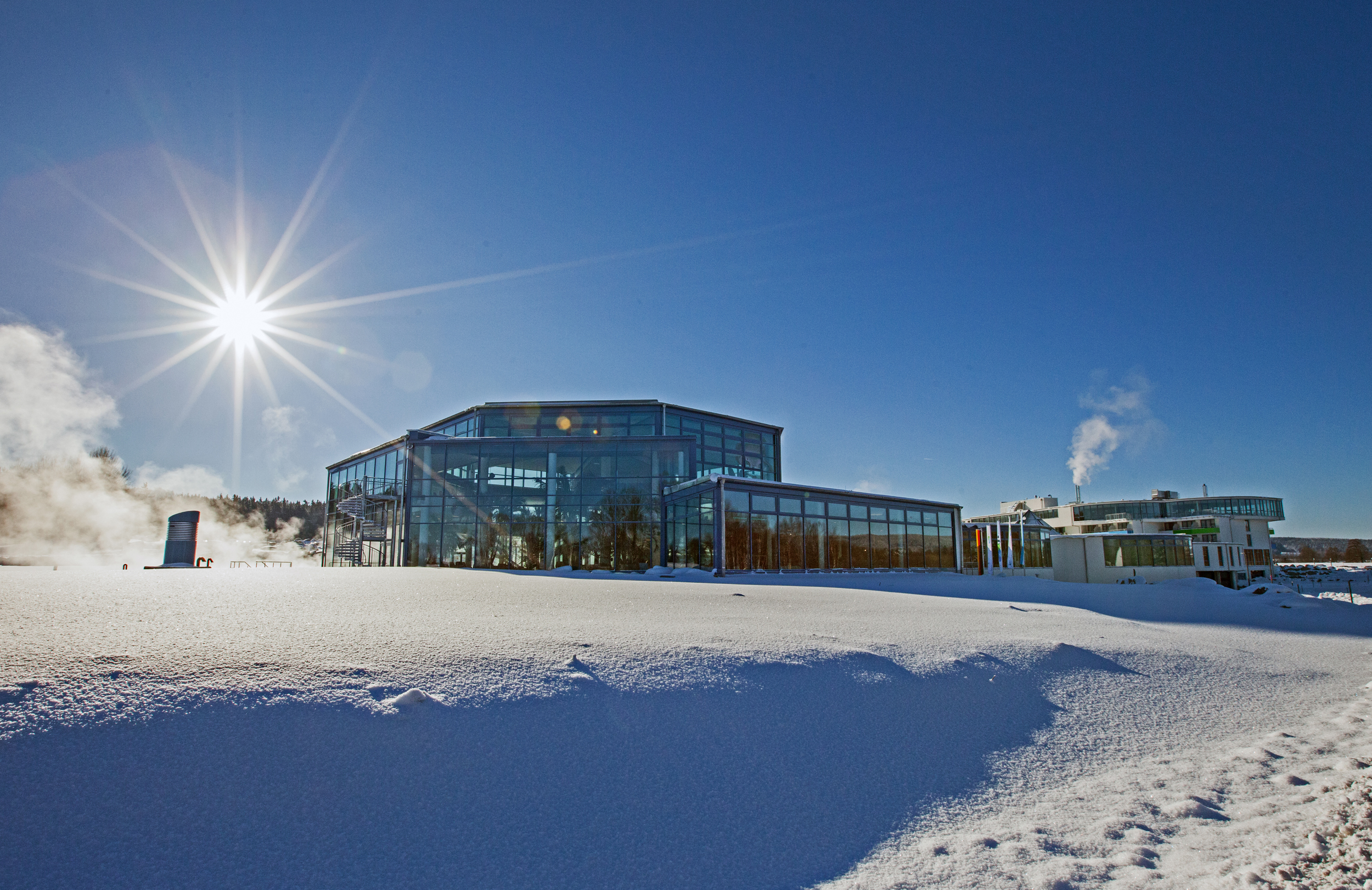 Therme Außenansicht vom Siebenquell® GesundZeitResort im Fichtelgebirge, Weißenstadt.
