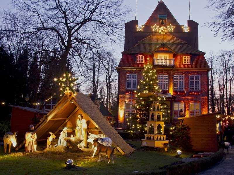 Weihnachtsmarkt am Schloss Cuxhaven.
