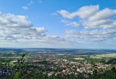 Über den Burgberg zum Besinnungsweg