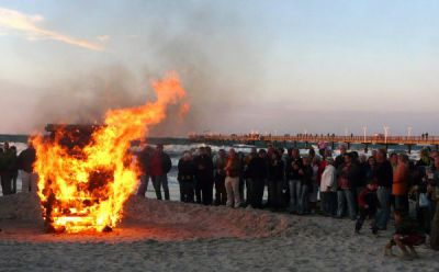 Strandfeuer in Binz