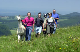 Podiumsdiskussion auf der ITB zu Wandertrends in Deutschland