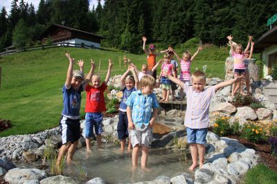 Mini-Bergwelt-Show: Hits für Kids in der Wildschönau