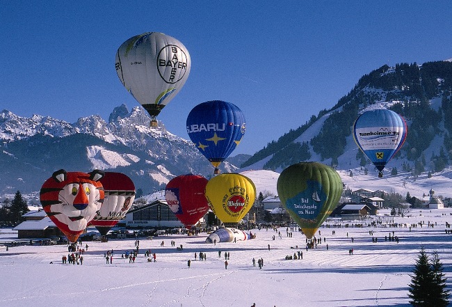 Elefantentreffen am Tiroler Himmel