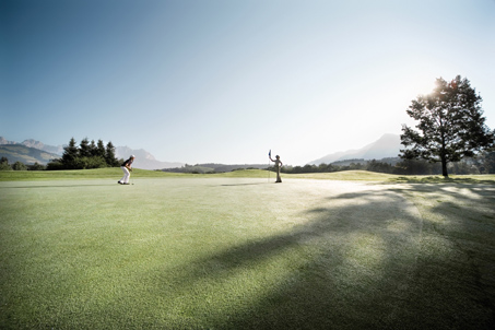 Start der Golfsaison in Kitzbühel