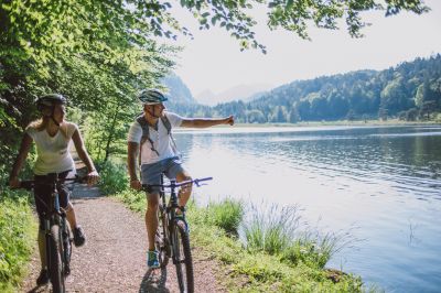 Bike und Kneipp an einem der letzten Wildflüsse Europas